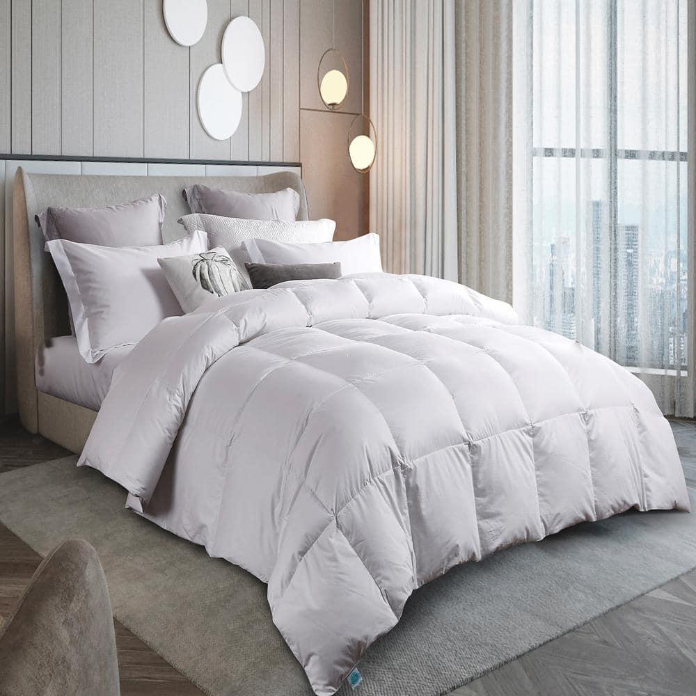 Martha Stewart Martha Stewart Tencel/Cotton Blend Hungarian Goose Down Comforter - All Season