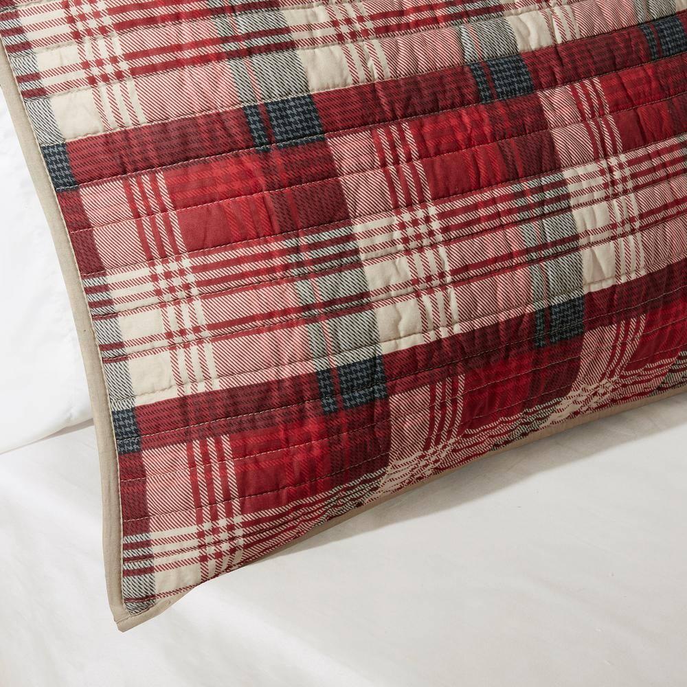 Woolrich Reversible Quilt Cabin Lifestyle Design - All Season, Breathable Coverlet Bedspread Bedding Set, Matching Shams, Oversized Full/Queen, Tasha Plaid Red/Tan 3 Piece