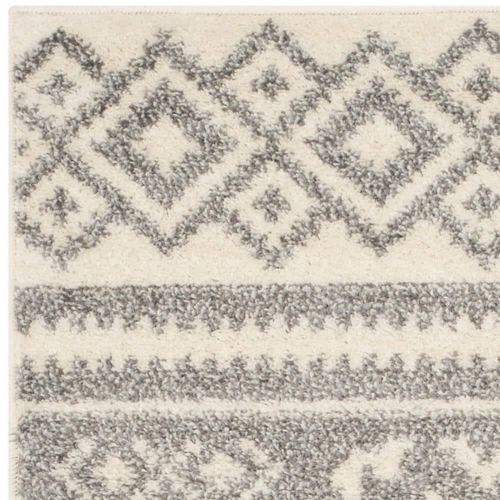 Safavieh Anderson Southwestern Indoor/Outdoor Rug