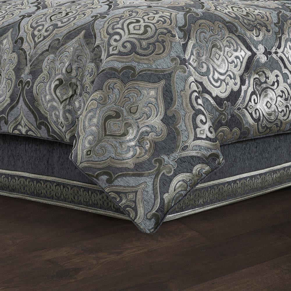 Ashley Comforter Set