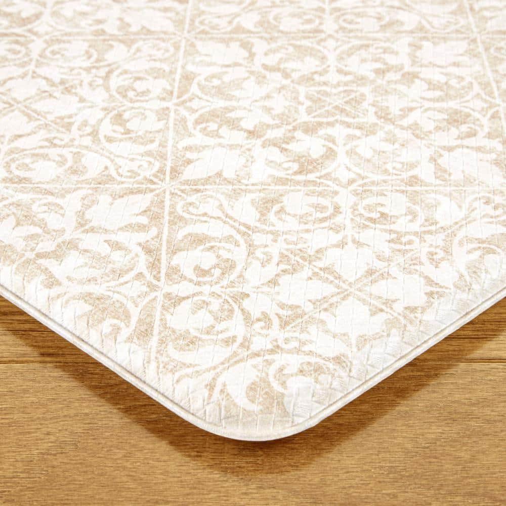 Town & Country Living TOWN & COUNTRY BASICS Comfort Plus Non-Slip Backing Vintage Medallion Tile Anti Fatigue Comfort Mat