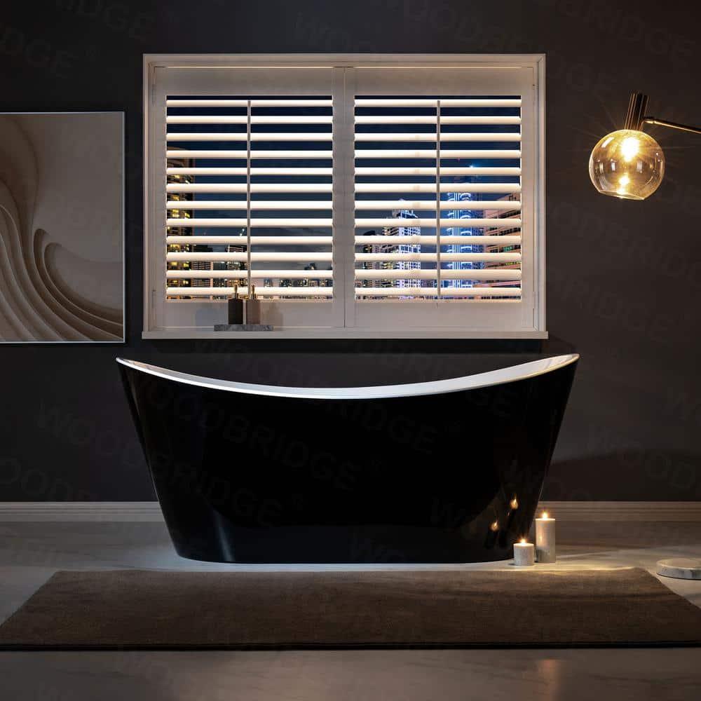 67'' x 31.5'' Freestanding Soaking Acrylic Bathtub