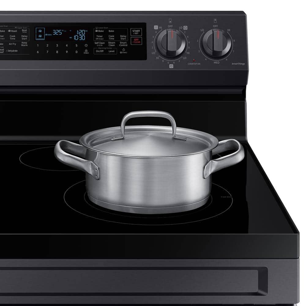 Samsung Samsung 6.3 cu. ft. Smart Freestanding Electric Range with Flex Duo?, No-Preheat Air Fry & Griddle NE63A6751SG