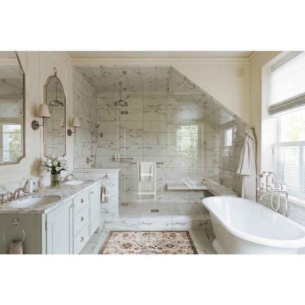 Viaggio Widespread Lavatory Faucet With Low Spout