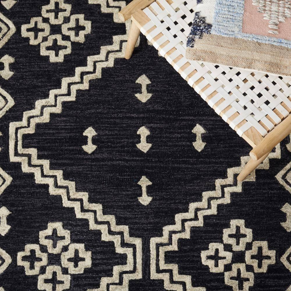 SAFAVIEH Abstract Adolf Geometric Area Rug, Black/Ivory, 6' x 6' Square
