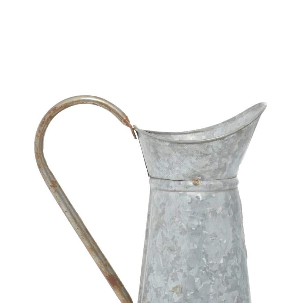 DecMode 10" x 12" Indoor Outdoor Brown Metal Watering Can Planter
