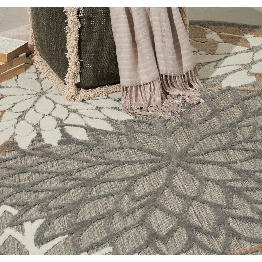 Nourison Aloha Floral Bloom Flatweave High-Low Indoor Outdoor Round Rug Natural 5'3" x 5'3"