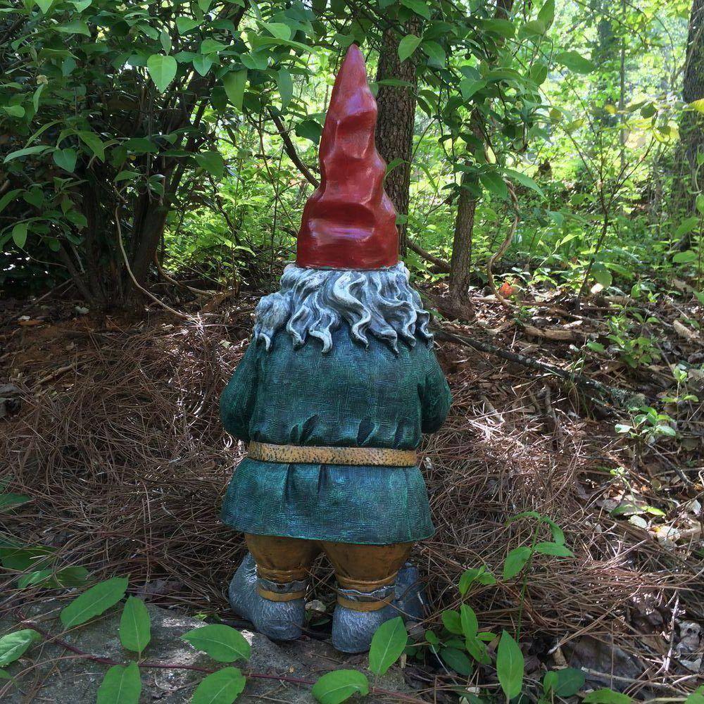 HomeStyles Old World Gnomes Zelda the Female Gnome Garden Statue