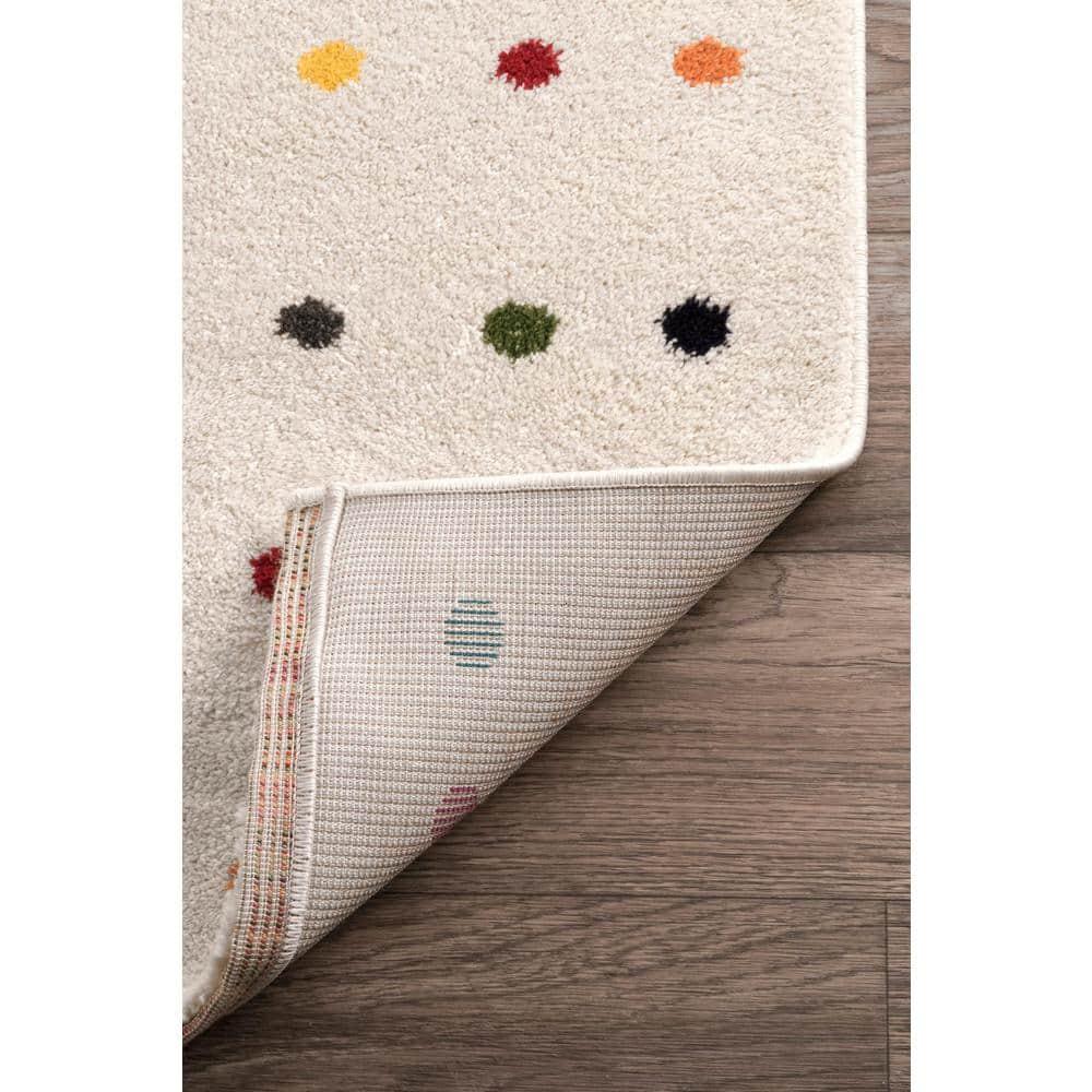 Nuloom Dorie Polka Dot 5x8 Indoor Area Rug for Living Room Bedroom Dining Room Kitchen, Multicolor/Ivory