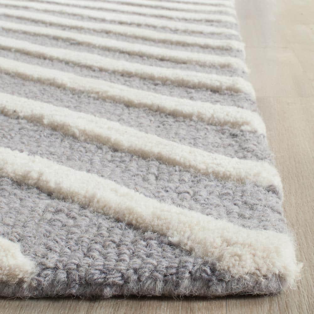 Safavieh Cambridge Moroccan 8 x 10 (ft) Tufted Wool Silver/Ivory Rectangular Indoor Geometric Area rug