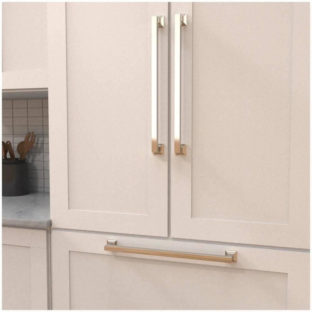 Studio Collection Appliance Pull