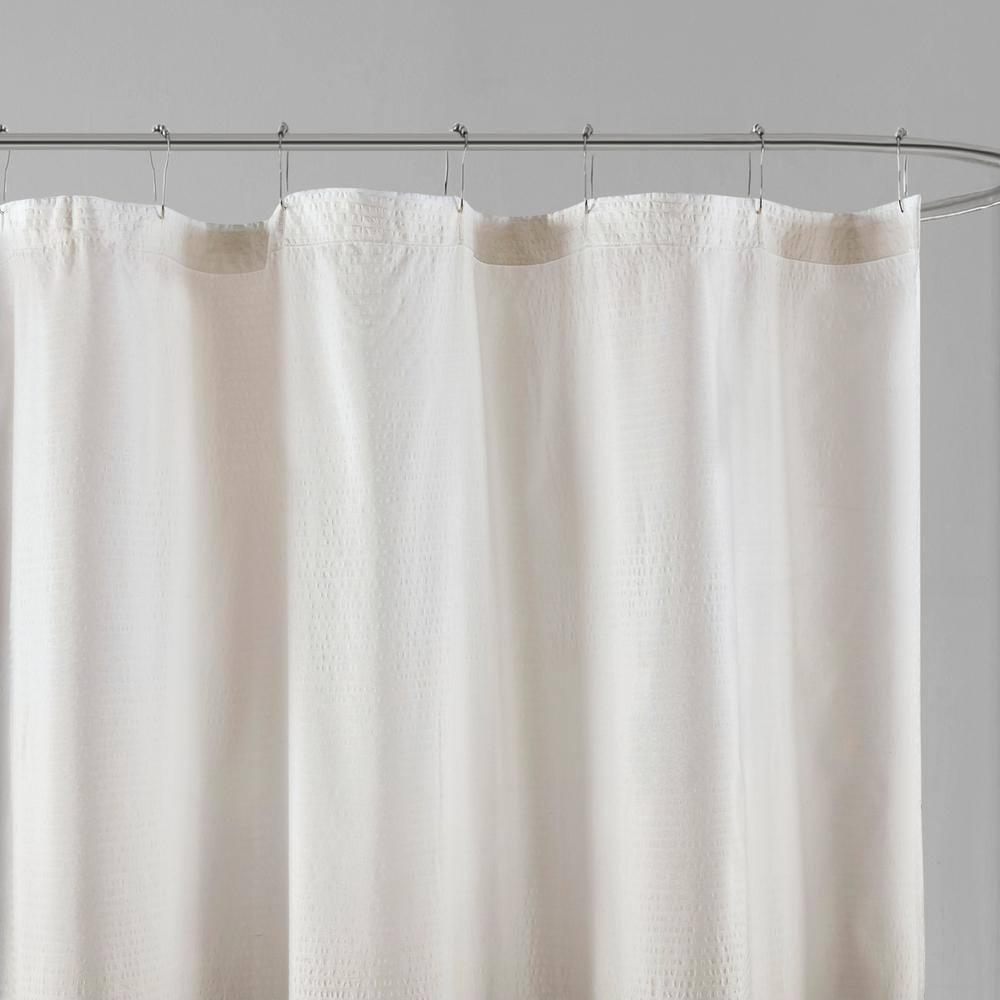 Madison Park Ara Ombre Printed Seersucker Single Shower Curtain