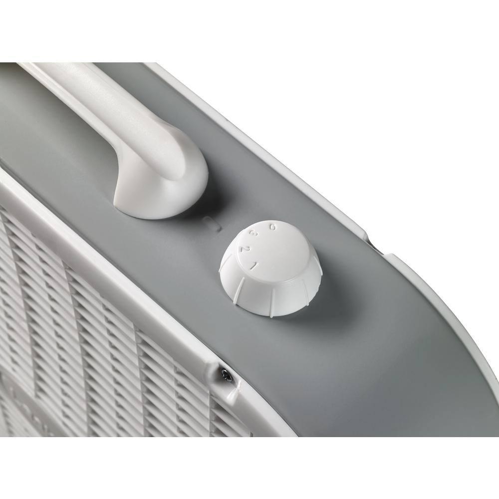 Lasko 20" Classic Box Fan with Weather-Resistant Motor, 3 Speeds, 22.5" H, White, B20200, New