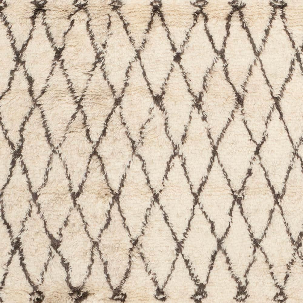 Safavieh CSB851 Casablanca Area Rug-Finish:Ivory/Natural,Shape:Shape,Size:Size