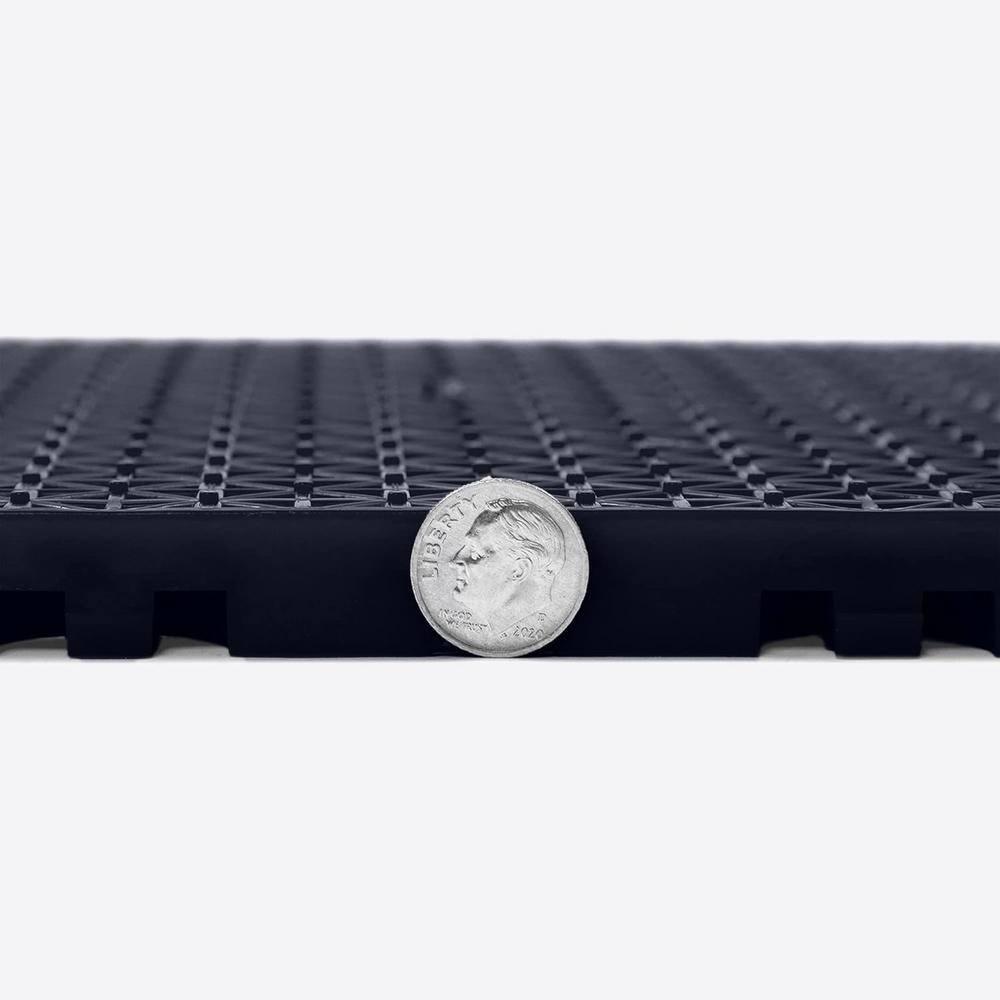 12"x12" Interlocking Outdoor Tiles