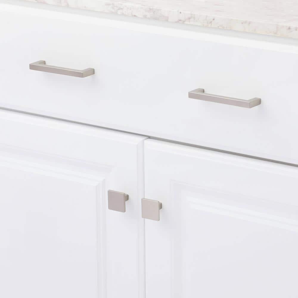 Skylight 1 1/4" Length Square Knob