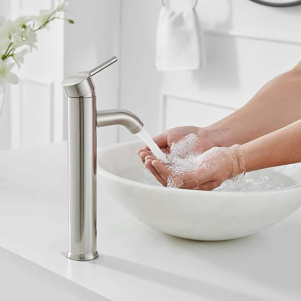 Vessel Sink Faucet Single-handle Bathroom Faucet with Drain Assembly