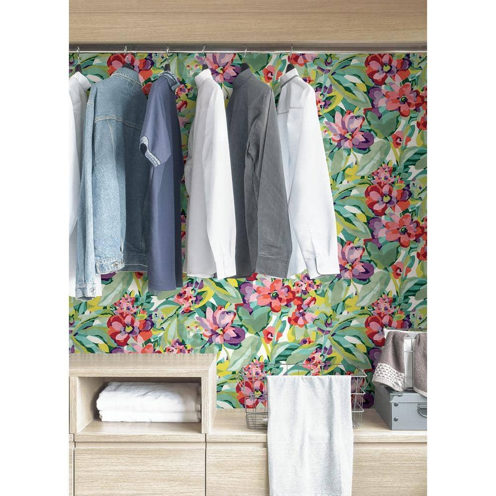Belles Fleurs Peel & Stick Floral Roll