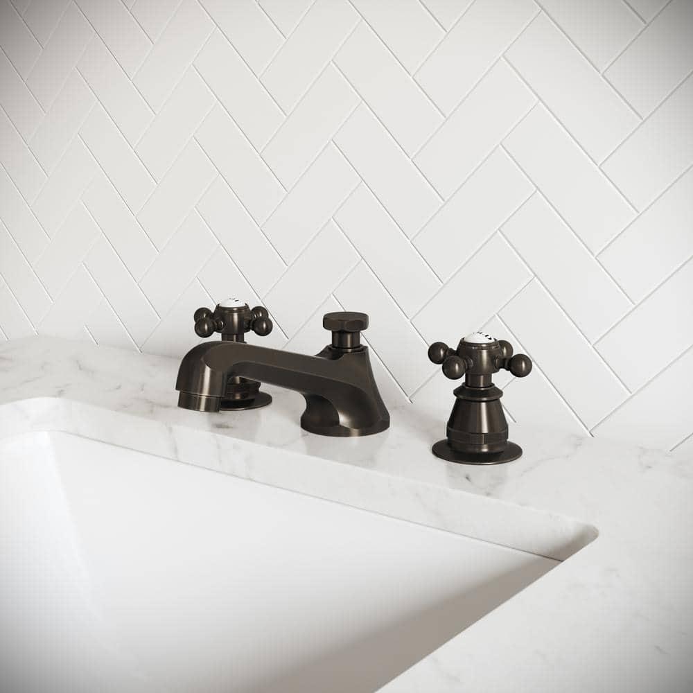 Carlson Widespread Bathroom Faucet with Drain Assembly