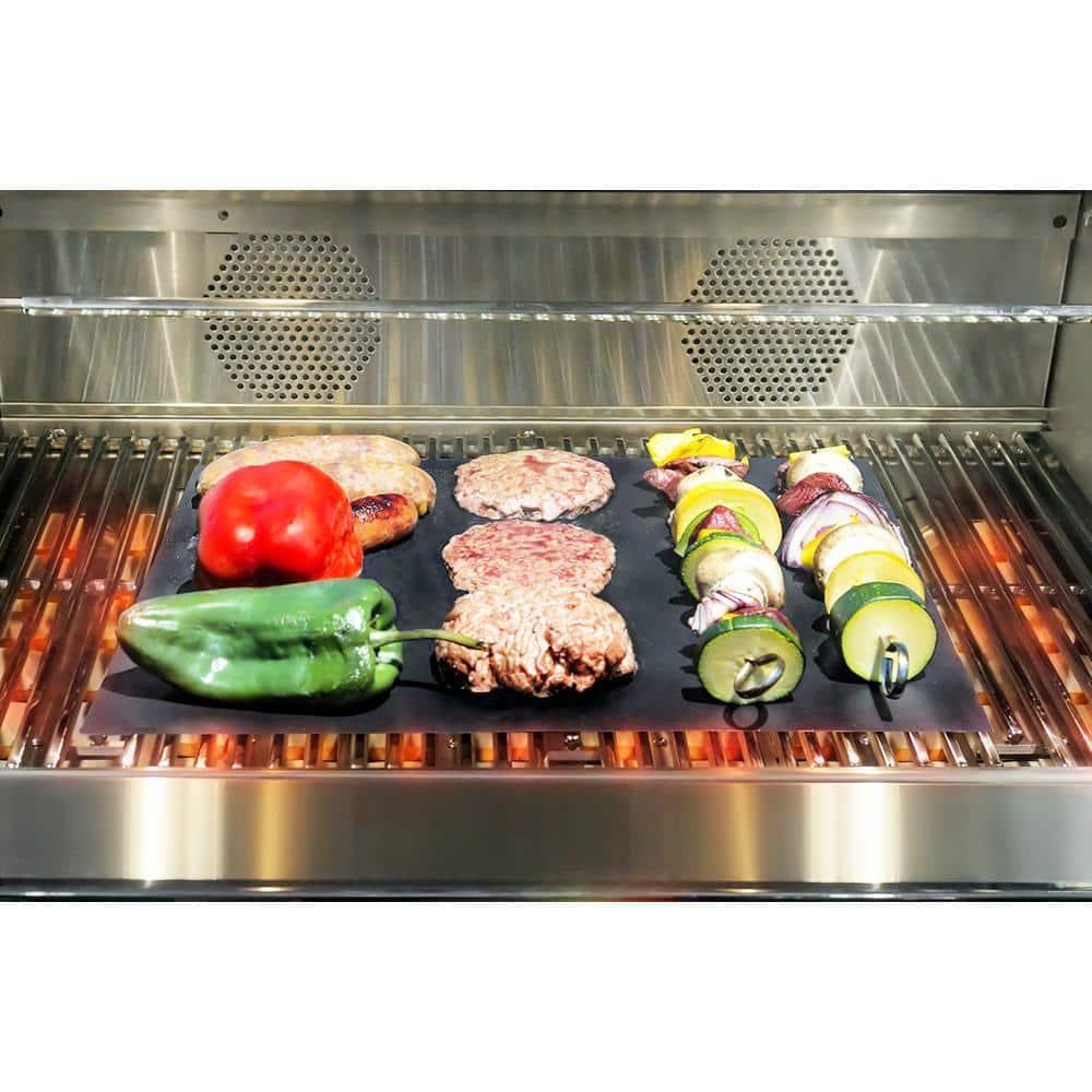 G & F Products G & F Products 15.75'' W x 13'' D Plastic Grill Mat