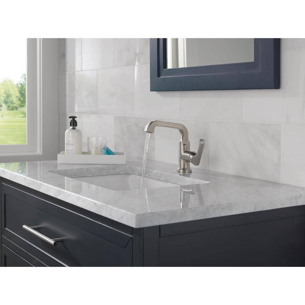 Tetra Single Hole Bathroom Faucet, Single Handle Bathroom Sink Faucet with Drain Assembly