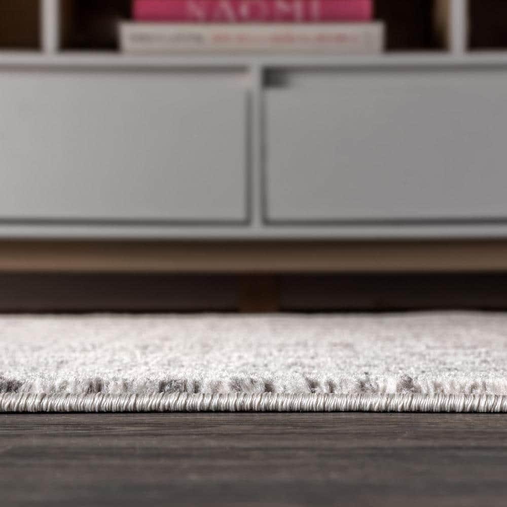 JONATHAN Y Moroccan HYPE Boho Vintage Diamond Cream/Gray 4 ft. x 6 ft. Area Rug