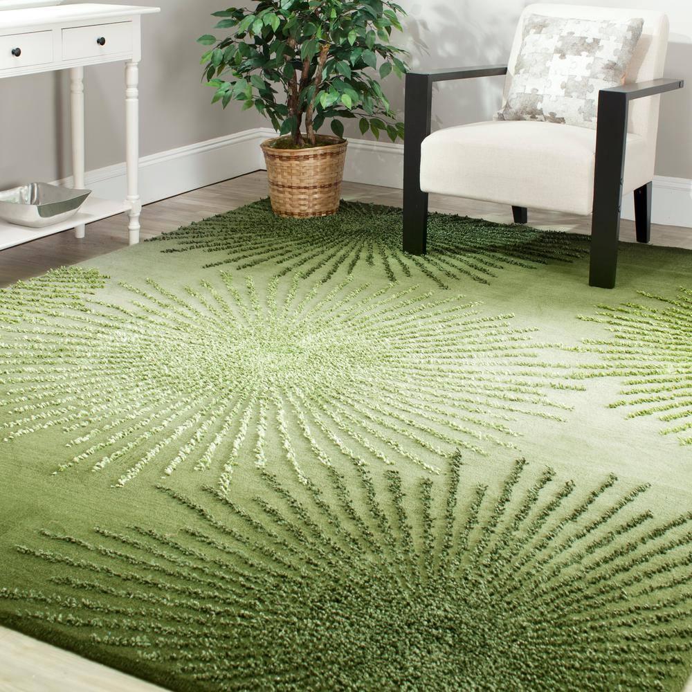 SAFAVIEH Soho Fiesta Celebration Wool Area Rug, Green/Multi, 6' x 6' Square