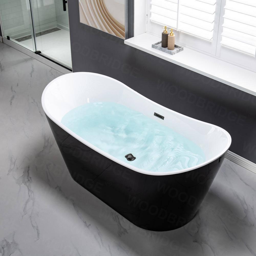 67'' x 31.5'' Freestanding Soaking Acrylic Bathtub