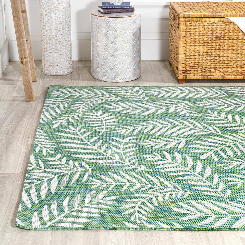 4' x 6' Nevis Palm Frond Indoor/Outdoor Area Rug, Cream/Green - JONATHAN Y