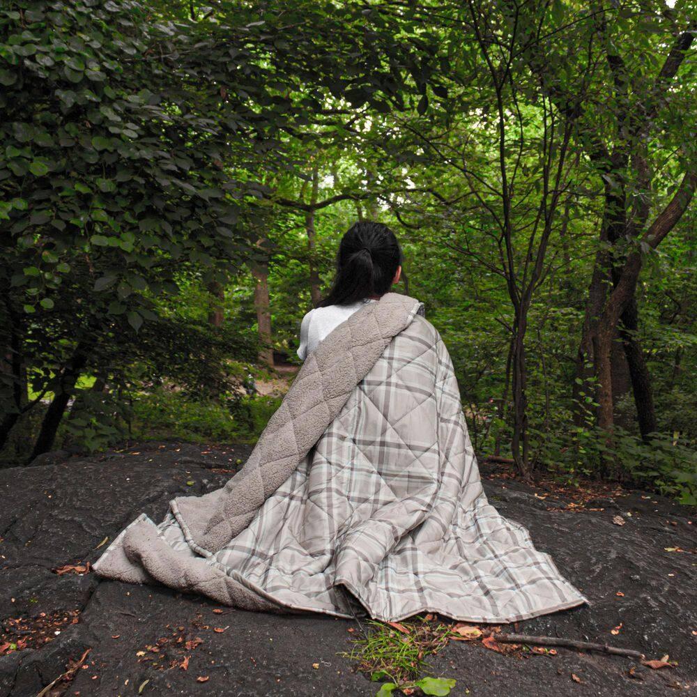 Coleman Coleman Reversible Water Resistant Nylon and Sherpa Diamond Quilted Indoor/Outdoor Throw/Picnic Blanket