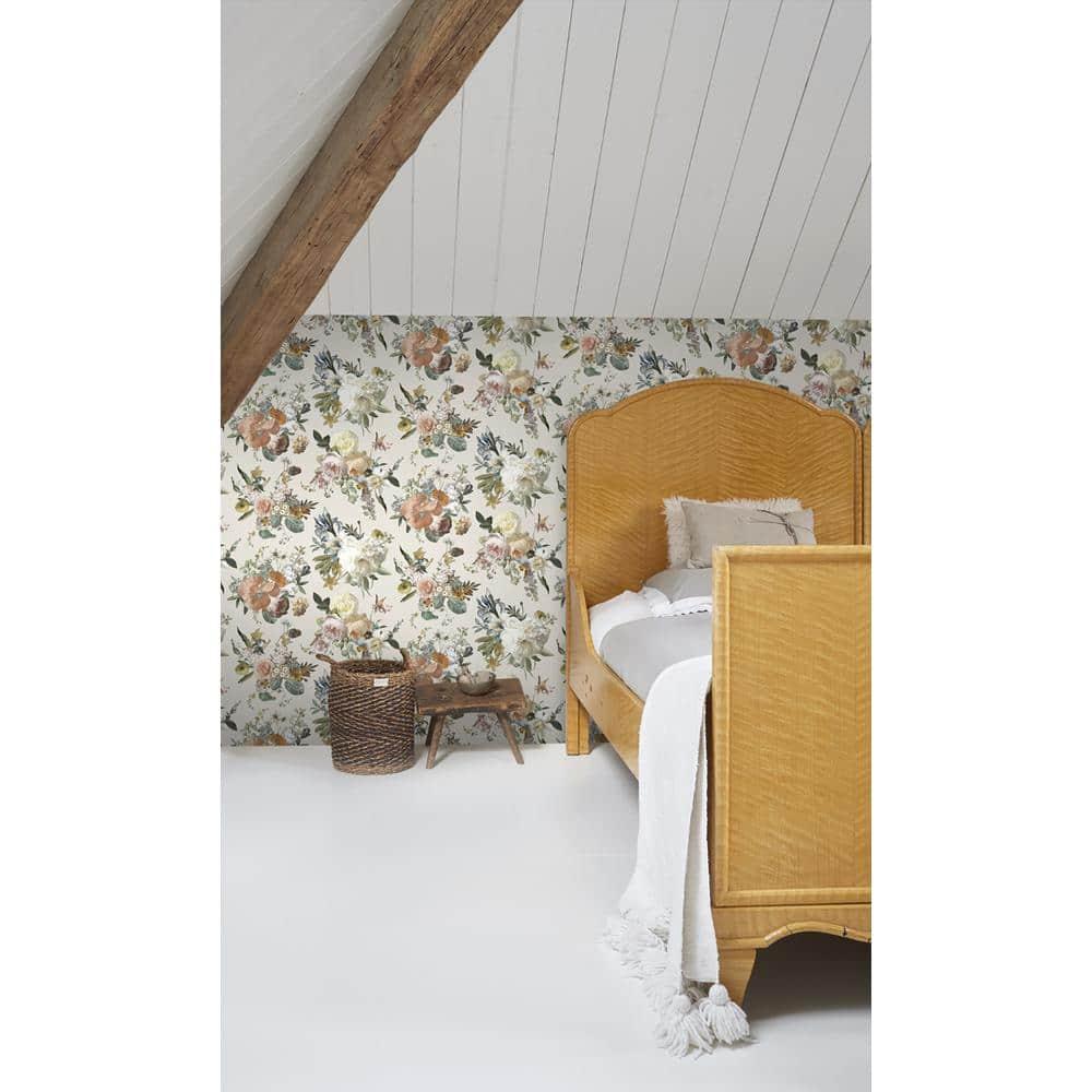 Design Department Antonia Cream Vintage Bouquet Wallpaper, 20.9-in by 33-ft