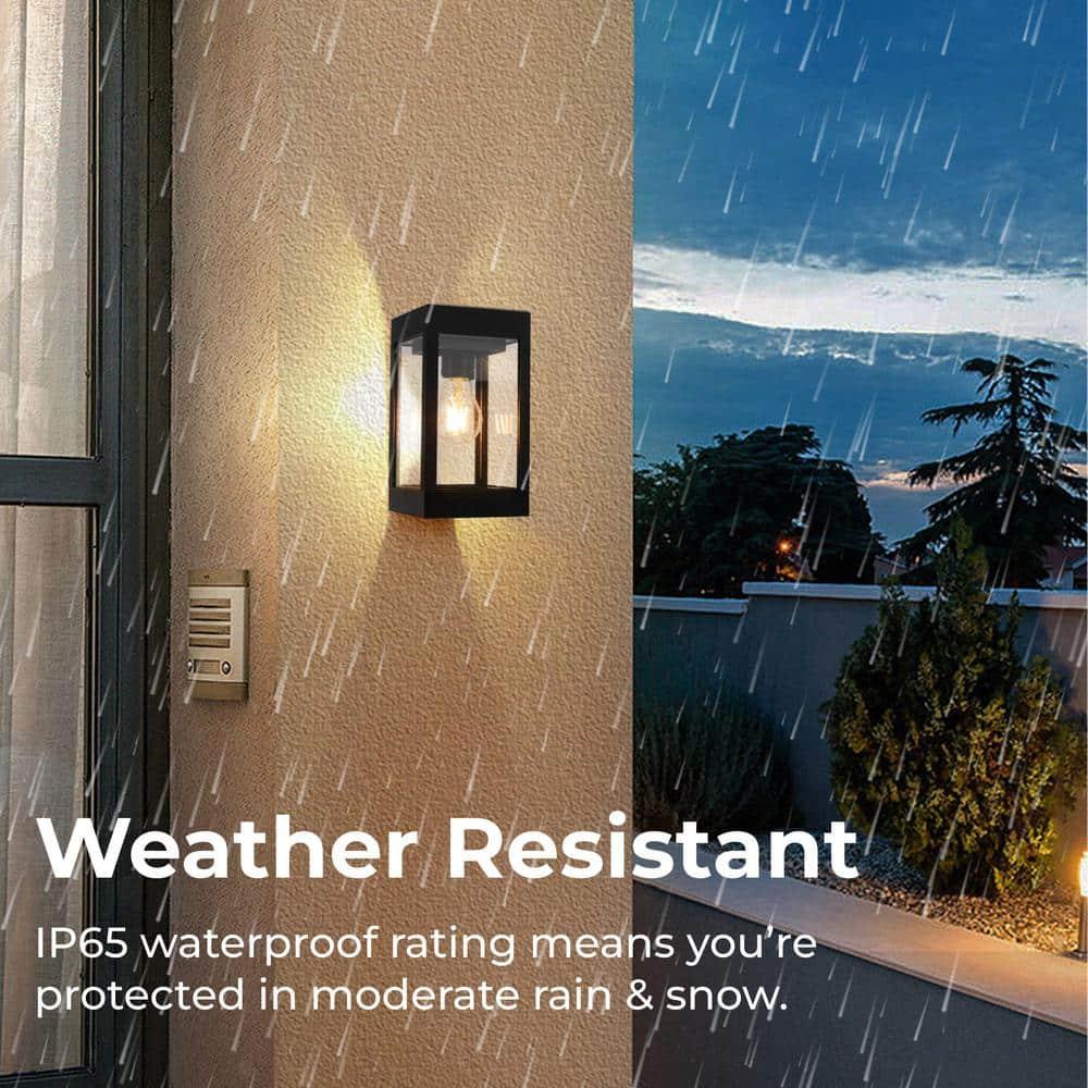 60 Lumens Solar Outdoor Black Aluminum Wall Light Integrated LED Edison Bulb