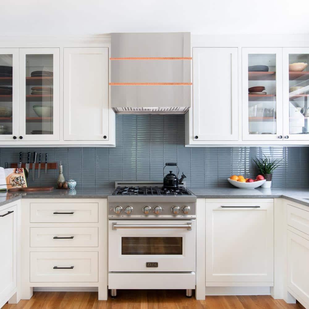 Akicon Akicon 30" Stainless Steel 600 CFM Ducted (Vented) Wall Mounted Required Range Hood AK-HS30HC-BSC