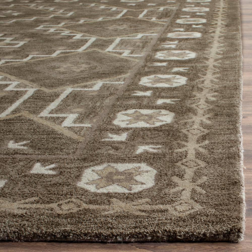 Bella BEL672 Hand Tufted Accent Rug - Brown/Taupe - 2'6"x4' - Safavieh.