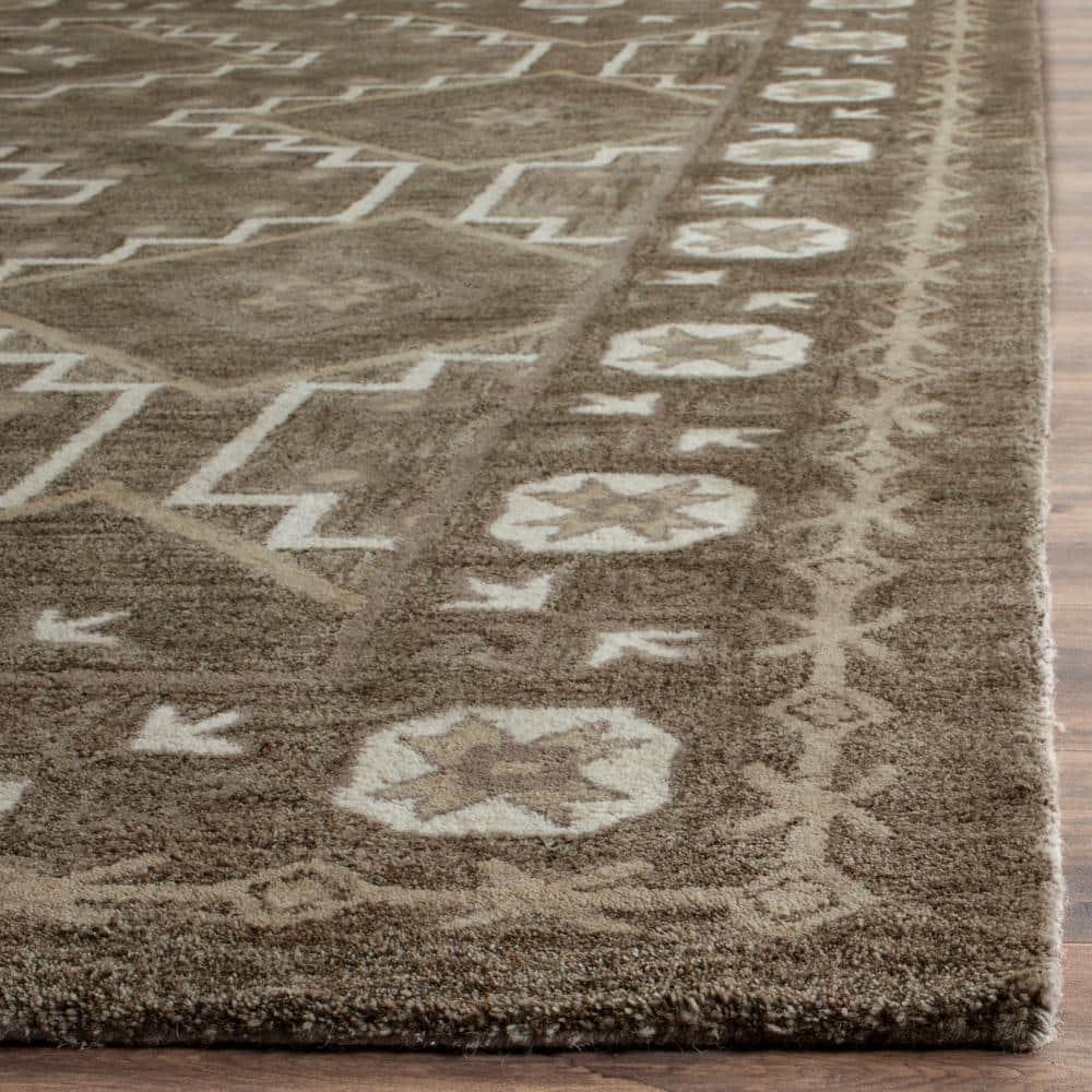 Bella BEL672 Hand Tufted Area Rug - Brown/Taupe - 5'x5' - Safavieh.