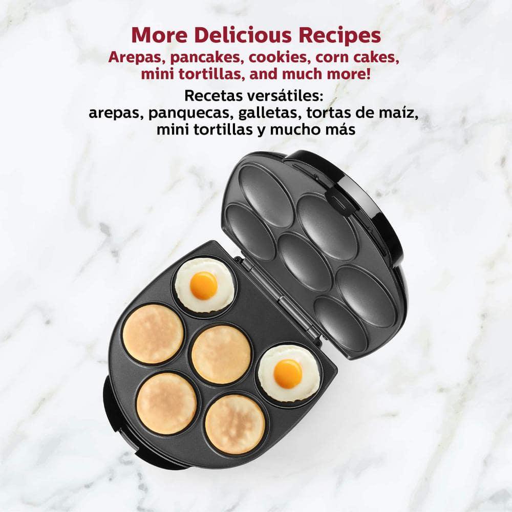 Black Non-Stick 6-Arepa Maker with Safety Lock Lid