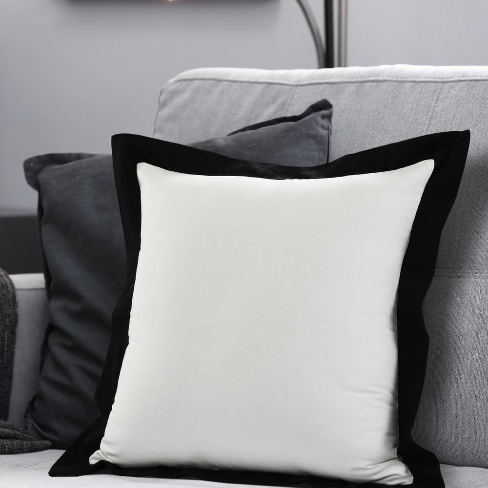 ZeaZu 20" X 20" Black And White 100% Cotton Geometric Zippered Pillow