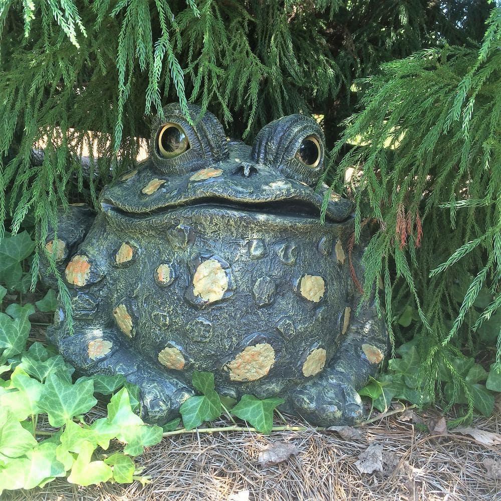 HomeStyles Toad Hollow Classic "Samson" Garden Statue