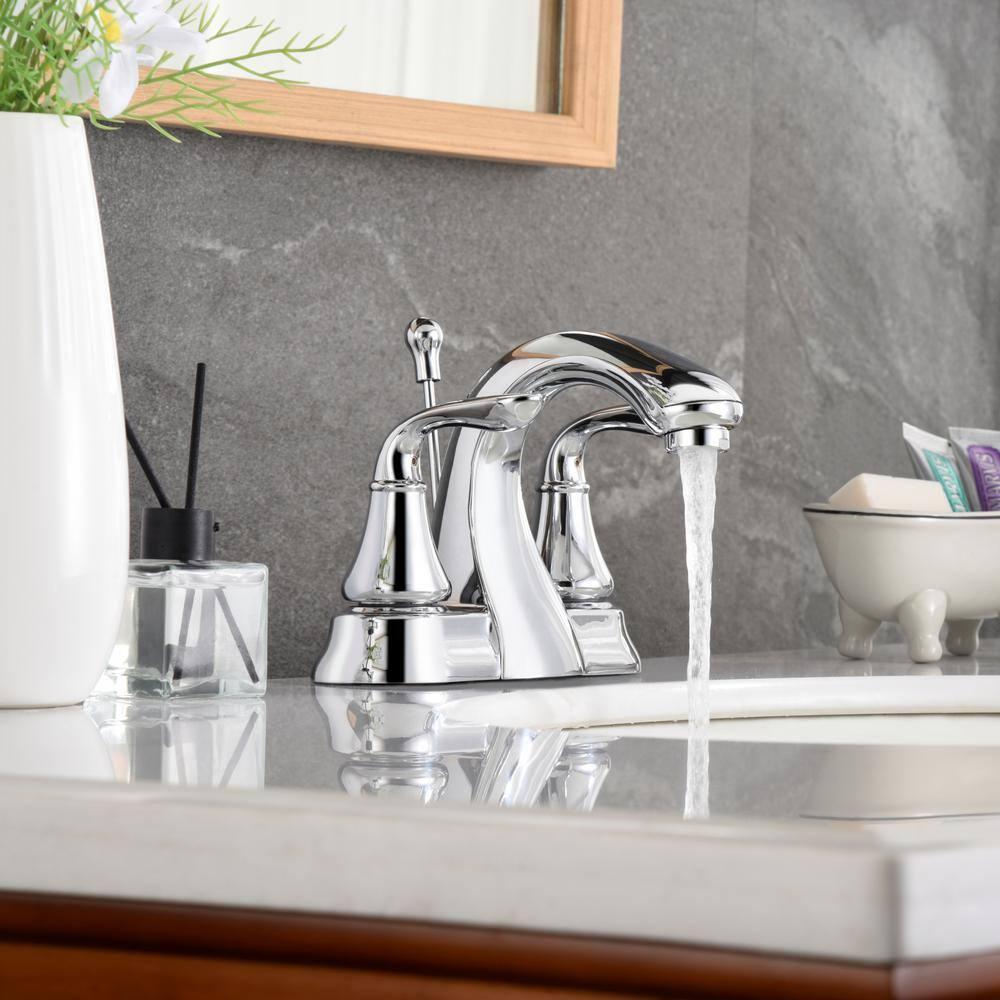 Centerset Bathroom Faucet with Drain Assembly