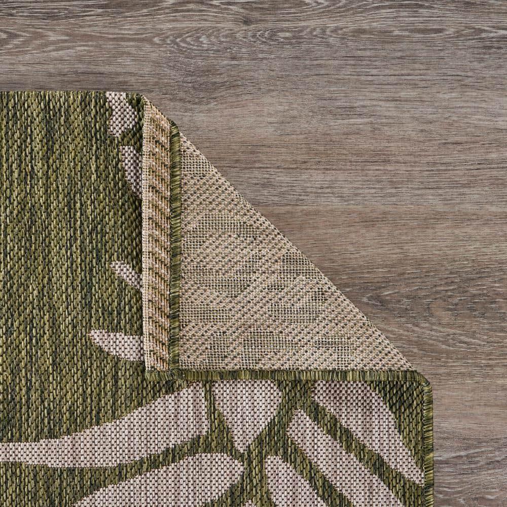 5â€™ x 7â€™ Green Pineapple Indoor Outdoor Area Rug