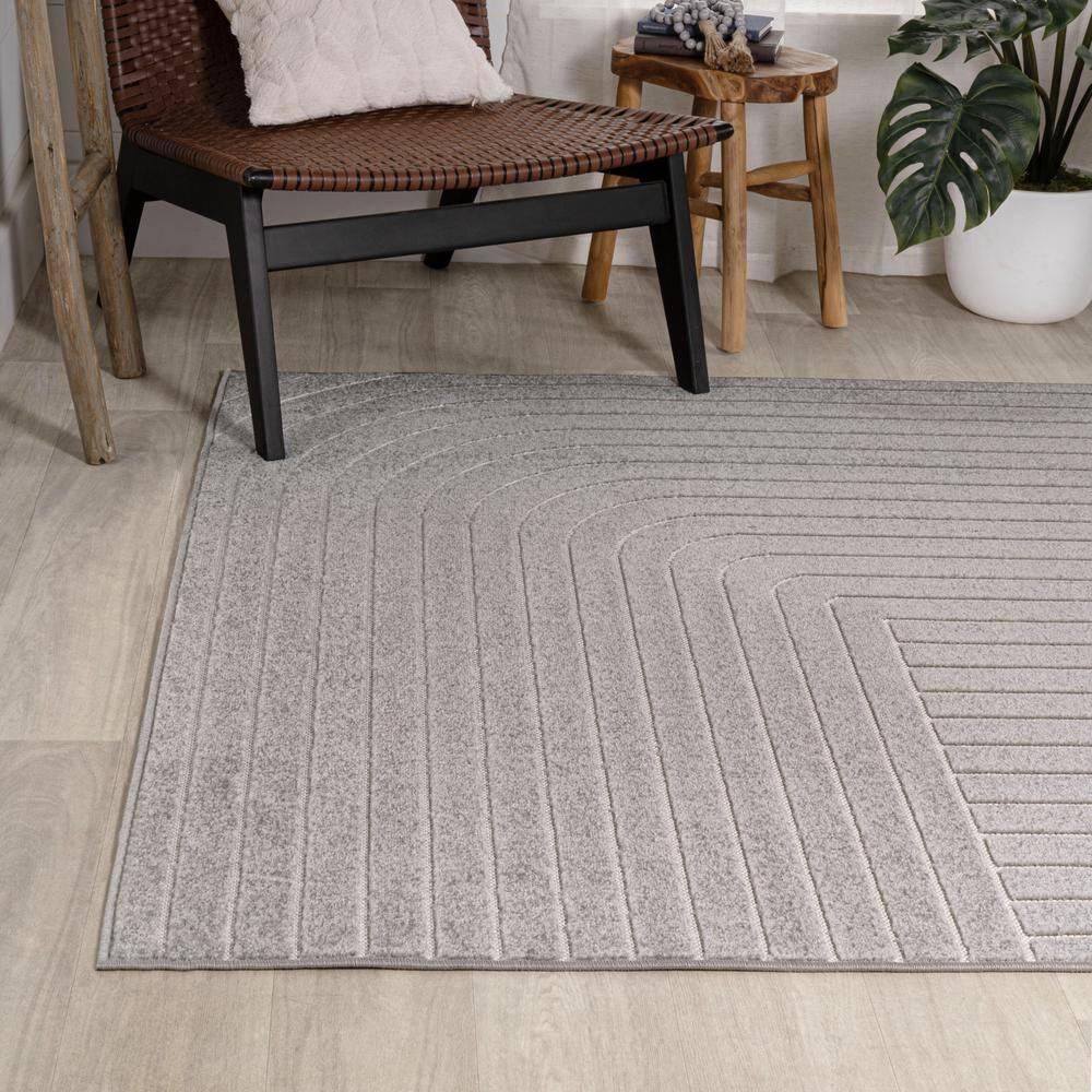 JONATHAN Y Odense High-Low Minimalist Angle Geometric Gray/Ivory 4 ft. x 6 ft. Indoor/Outdoor Area Rug