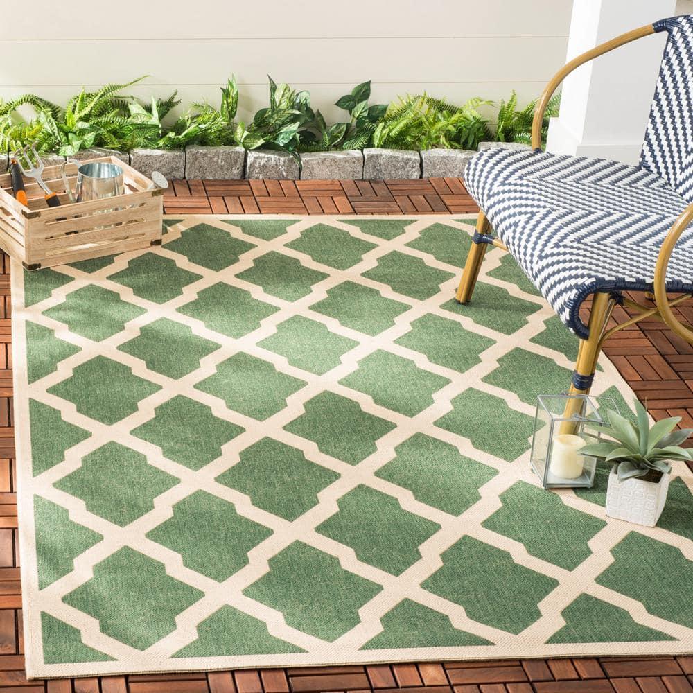 Beach House BHS122 Power Loomed Indoor/Outdoor Area Rug - Green/Creme - 6'7"x6'7" - Safavieh