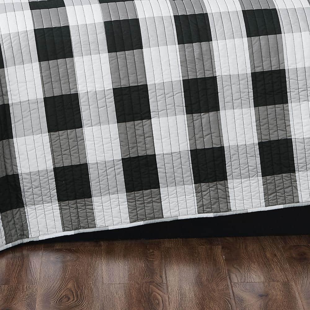 Truly Soft Buffalo Plaid Farmhouse / Country Plaid Quilt Set