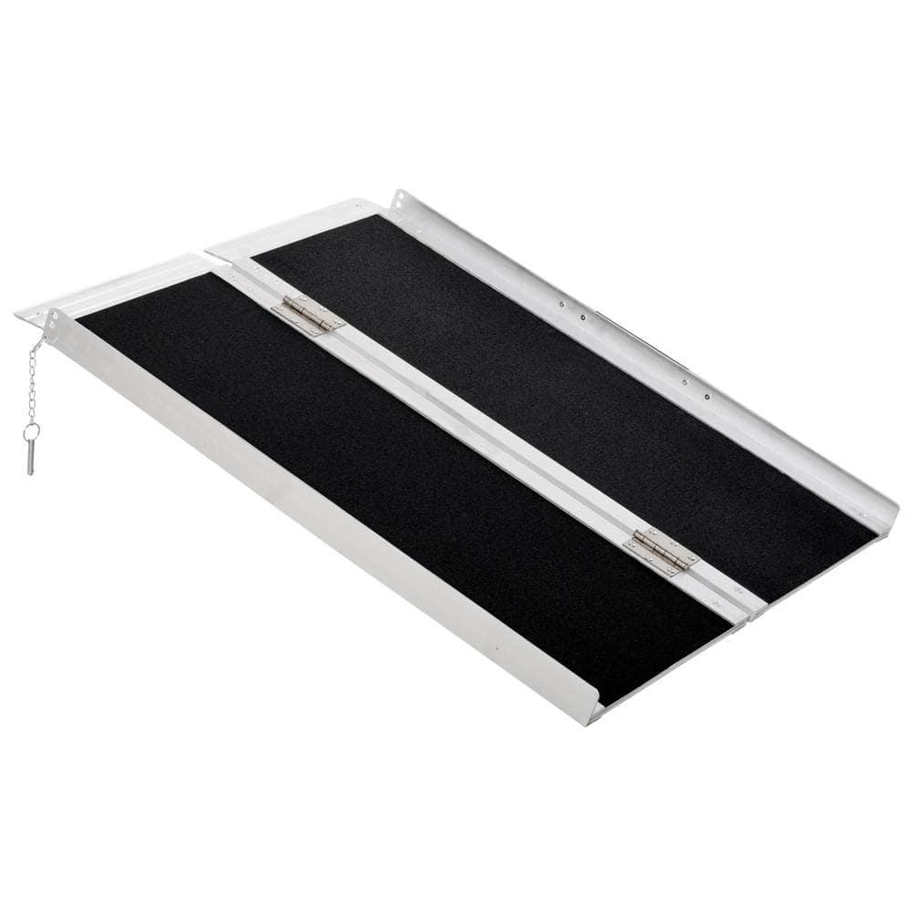 HOMCOM Folding Aluminum Wheelchair Ramp with Non-Slip Surface 600lbs Capacity