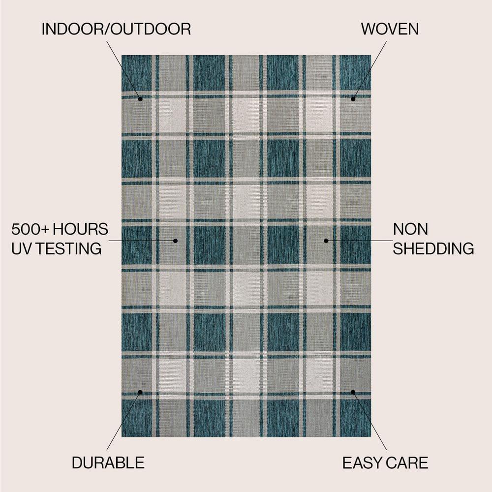 Sabine Traditional Farmhouse Bold Gingham Turquoise/Cream 8 ft. x 10 ft. Indoor/Outdoor Area Rug