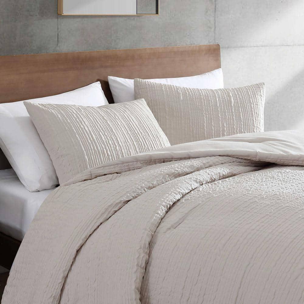 Kenneth Cole Serenity Wavy Lines Beige Comforter Set