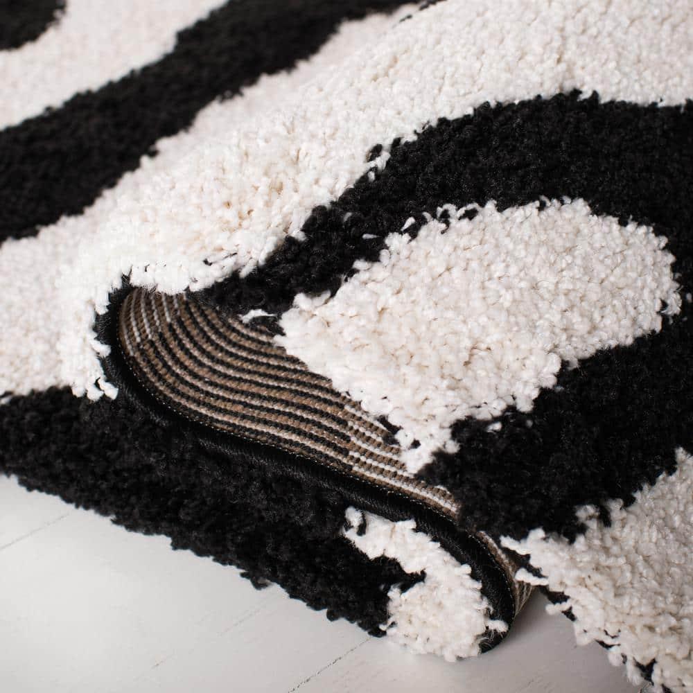Florida Shag SG452 Power Loomed Indoor Runner Rug - Ivory/Black - 2'3"x11' - Safavieh.