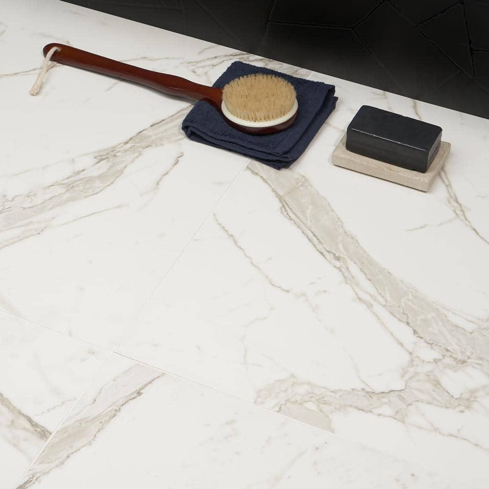 Large Format Staturio 24" x 24" Porcelain Field Tile