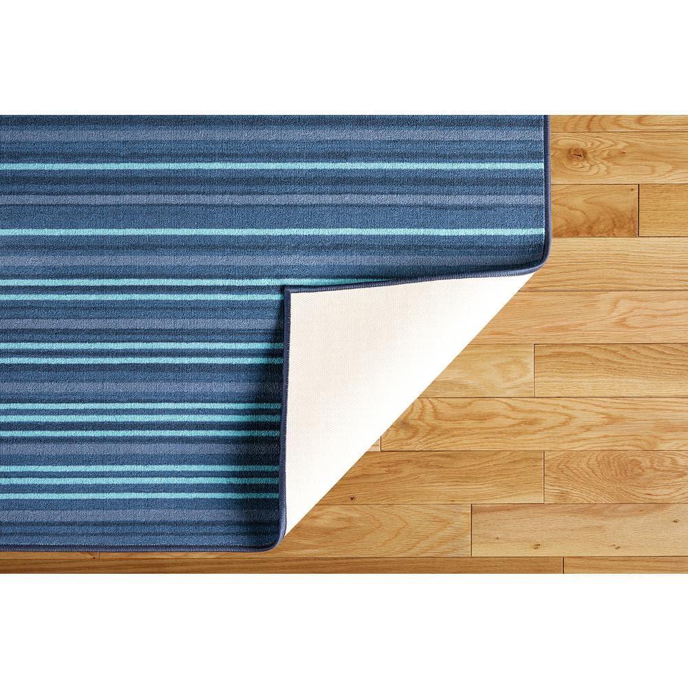 TOWN & COUNTRY BASICS Layne Everwash Non-Slip Backing Area Rug Navy Blue/Blue