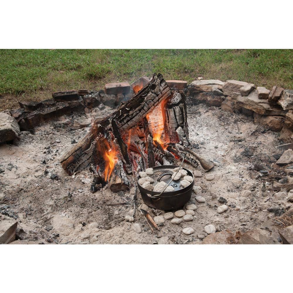 Lodge Lodge Cast Iron Camp Dutch Oven